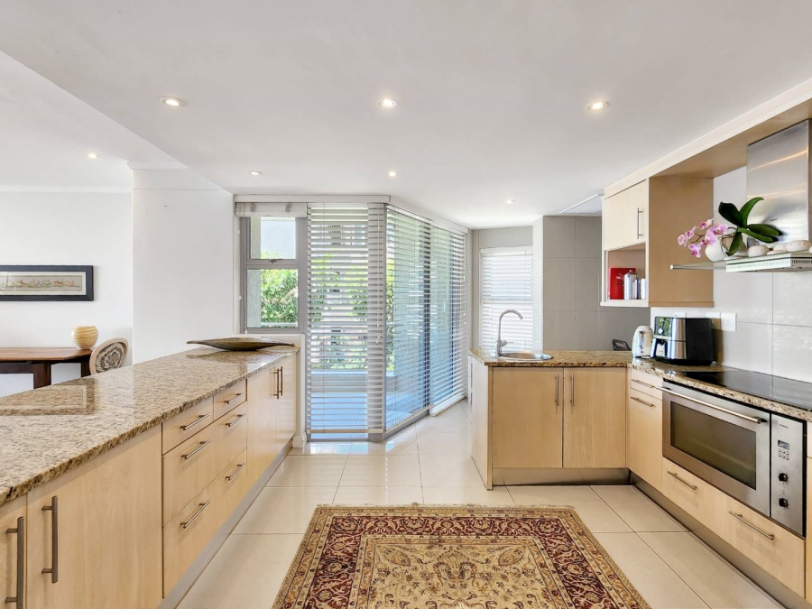 3 Bedroom Property for Sale in Mouille Point Western Cape